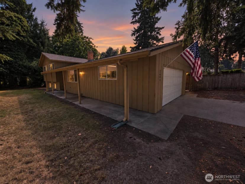 Property photo for 2407 106th Avenue E, Edgewood