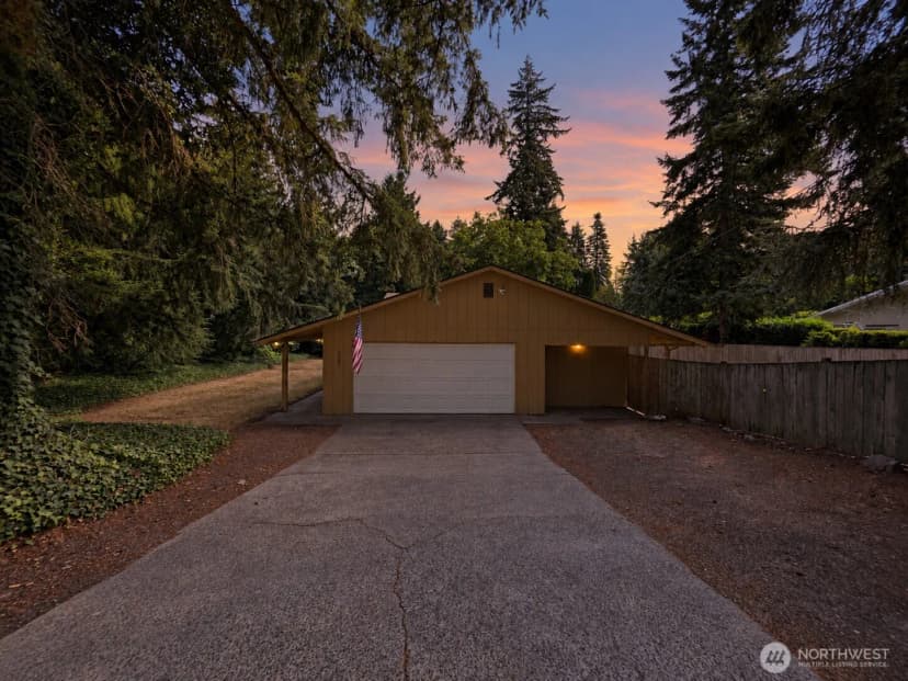 Property photo for 2407 106th Avenue E, Edgewood photo 2