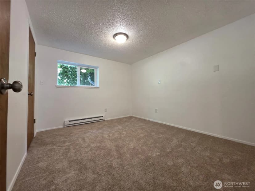 Property photo for 2407 106th Avenue E, Edgewood photo 19