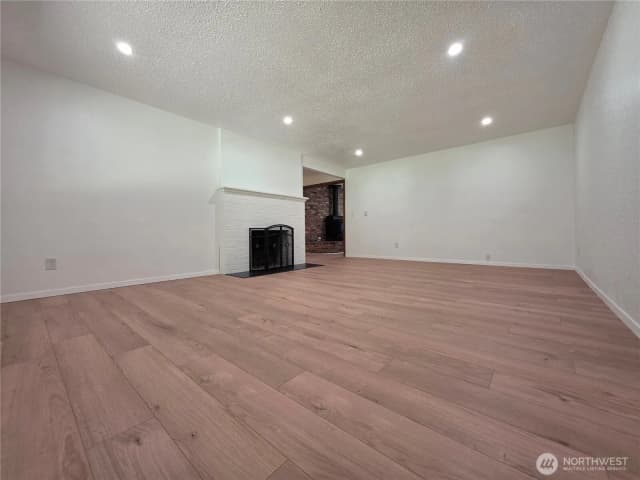 Property photo for 2407 106th Avenue E, Edgewood photo 3