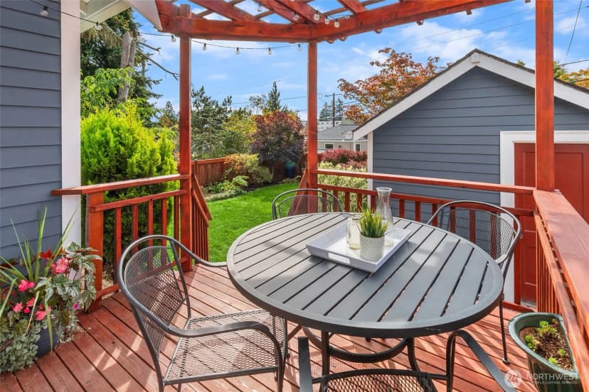Property photo for 7705 23rd Avenue Nw, Seattle photo 11