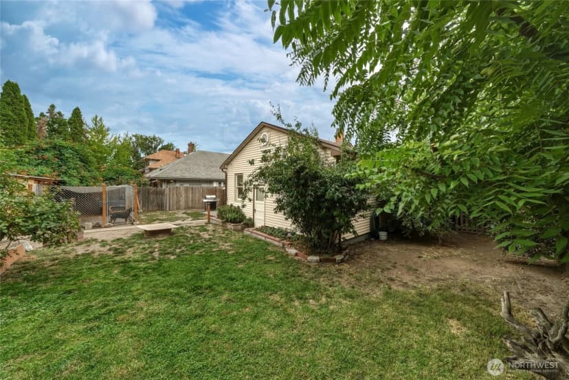 Property photo for 353 S 4th Street, Walla Walla photo 36