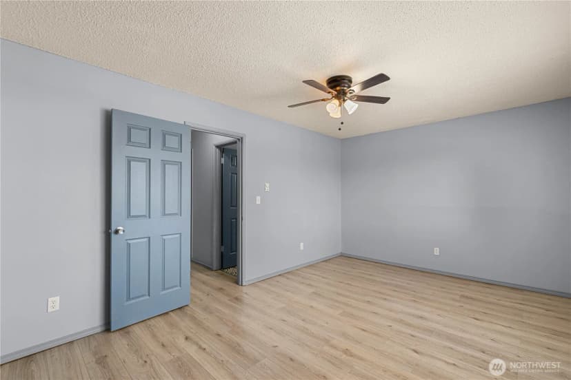 Property photo for 10 S Cove Avenue #29, Wenatchee photo 15