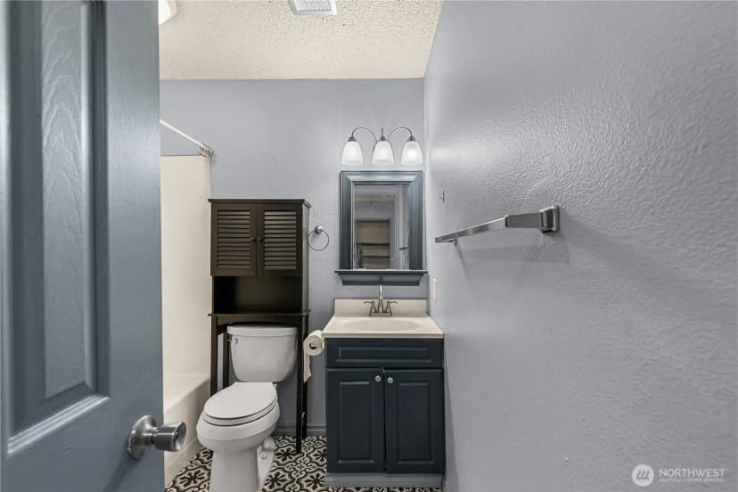 Property photo for 10 S Cove Avenue #29, Wenatchee photo 16