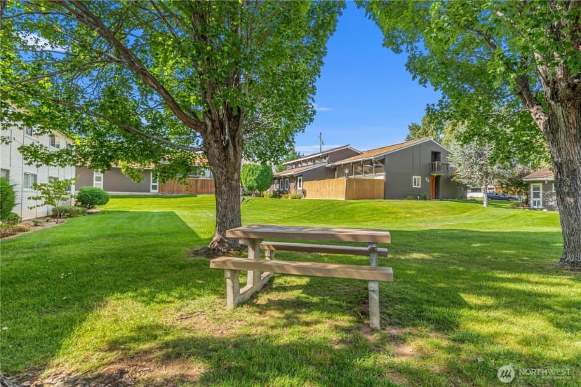 Property photo for 10 S Cove Avenue #29, Wenatchee photo 26