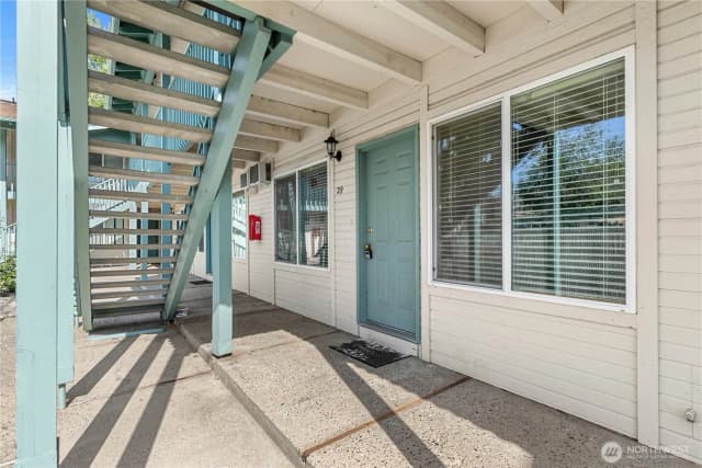 Property photo for 10 S Cove Avenue #29, Wenatchee photo 2