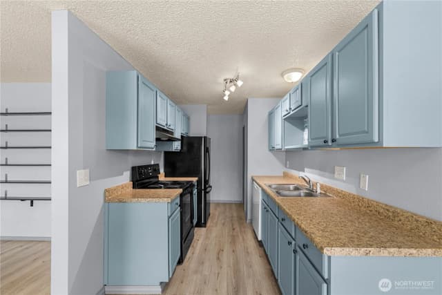 Property photo for 10 S Cove Avenue #29, Wenatchee photo 5