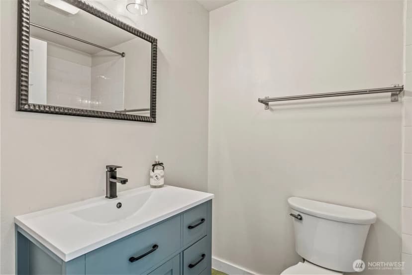 Property photo for 330 Columbia Street, Cathlamet photo 34
