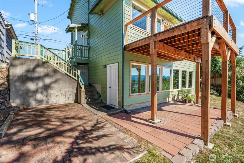 Property photo for 330 Columbia Street, Cathlamet photo 29