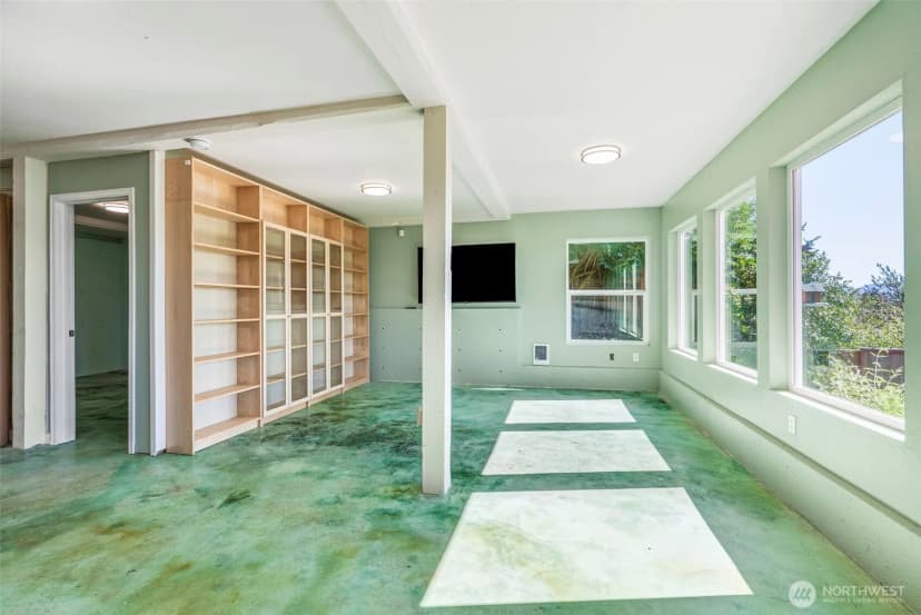 Property photo for 330 Columbia Street, Cathlamet photo 31