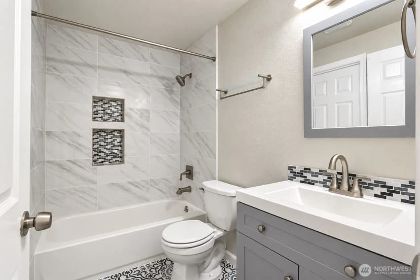 Property photo for 14213 Admiralty Way, Lynnwood photo 27