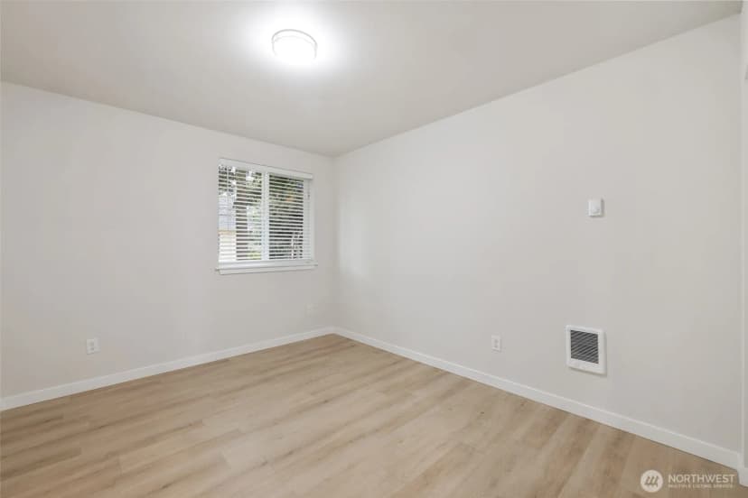 Property photo for 8621 S M Street, Tacoma photo 15