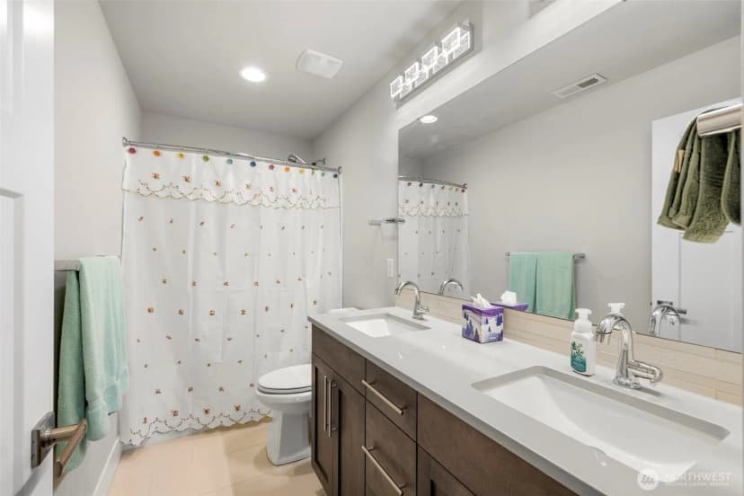 Property photo for 18314 17th Avenue W, Lynnwood photo 27