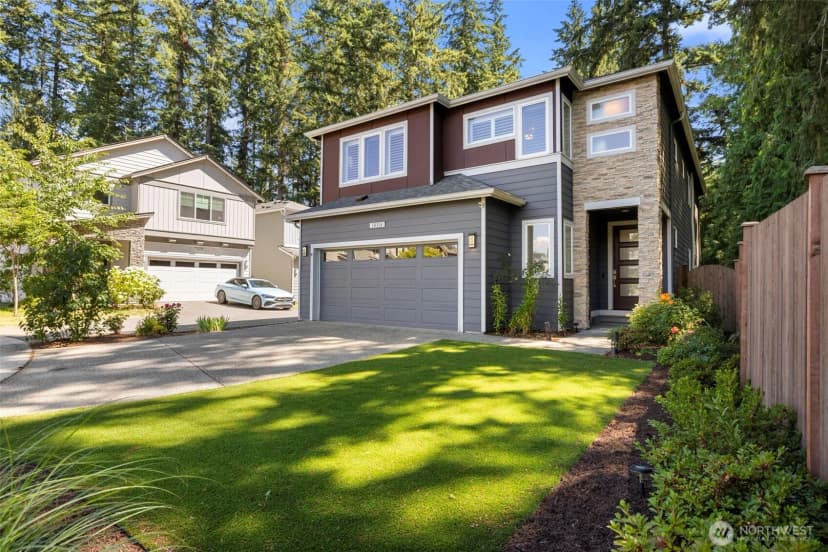 Property photo for 18314 17th Avenue W, Lynnwood photo 3