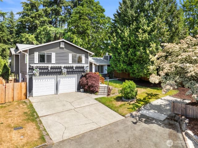 Property photo for 13236 Ne 129th Place, Kirkland