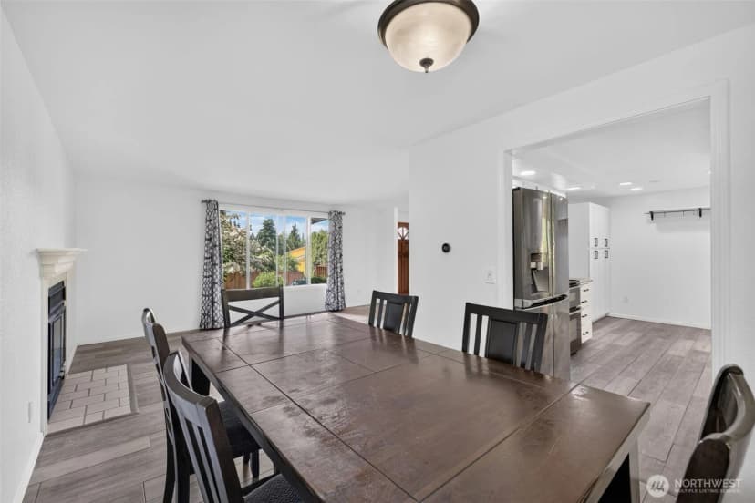 Property photo for 13236 Ne 129th Place, Kirkland photo 9
