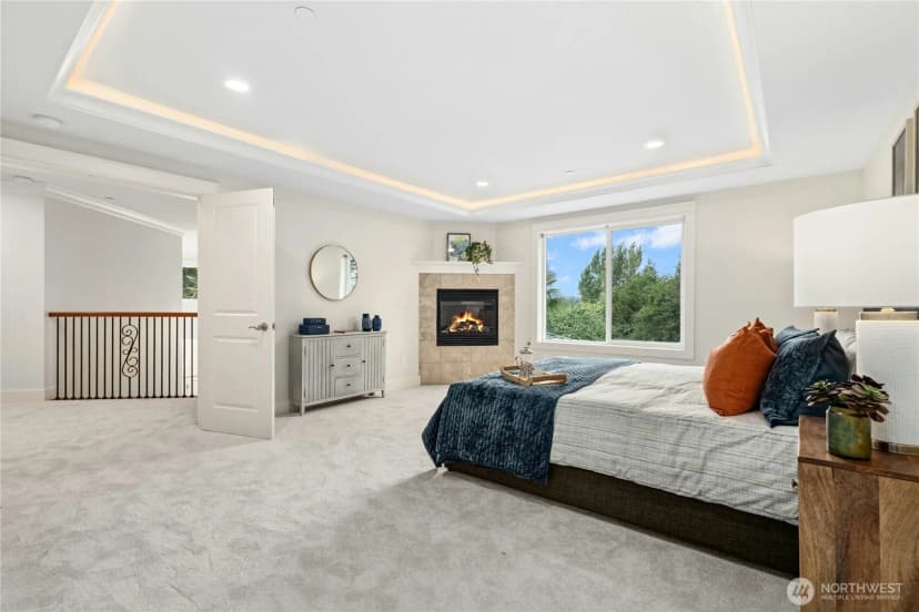 Property photo for 9106 Ne 32nd Street, Yarrow Point photo 18