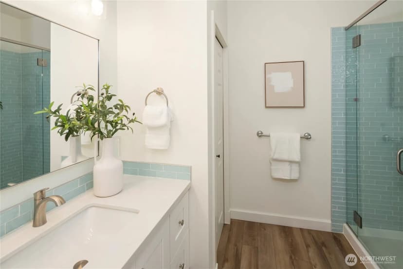 Property photo for 2609 E Beaver Lake Drive Se, Sammamish photo 20