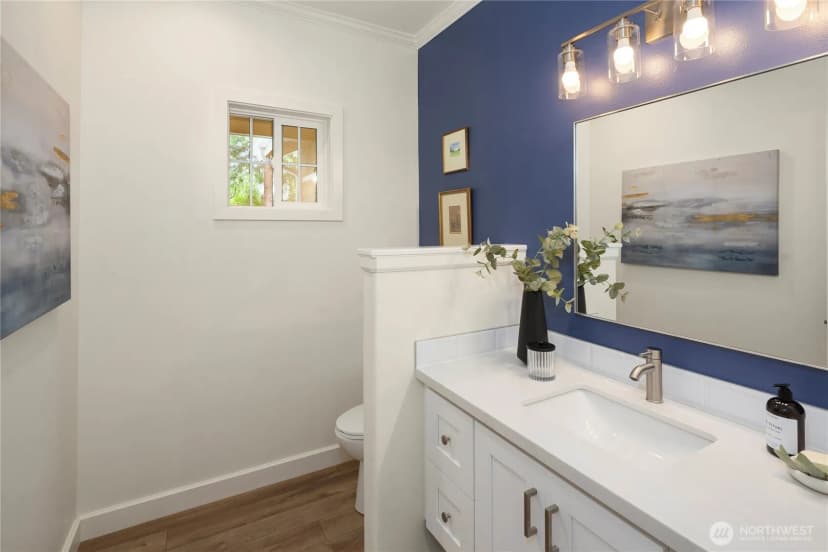 Property photo for 2609 E Beaver Lake Drive Se, Sammamish photo 5