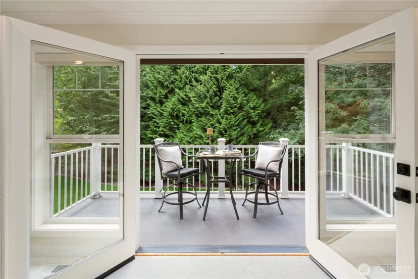 Property photo for 2609 E Beaver Lake Drive Se, Sammamish photo 25