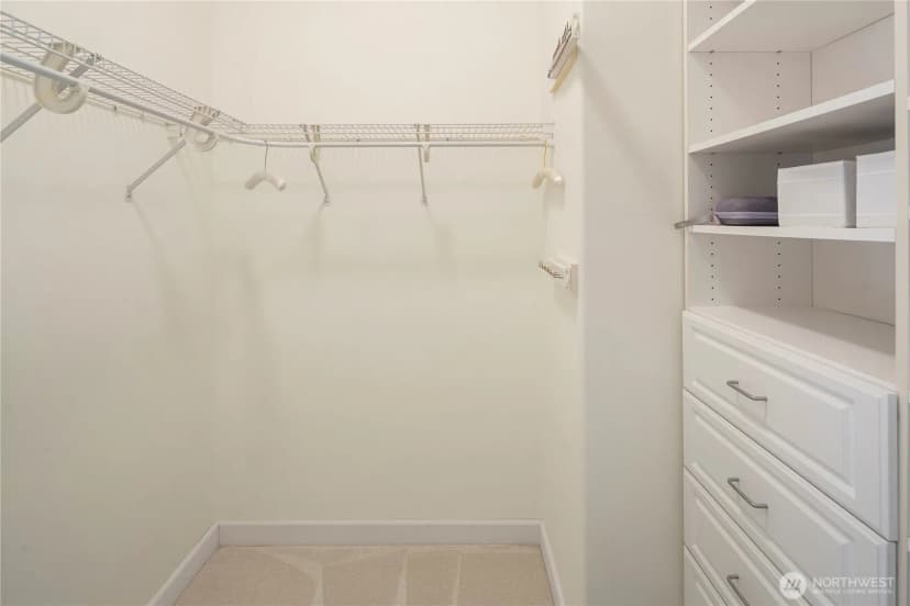 Property photo for 2609 E Beaver Lake Drive Se, Sammamish photo 28