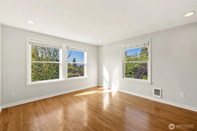 Property photo for 421 N Yakima Avenue #4, Tacoma photo 2