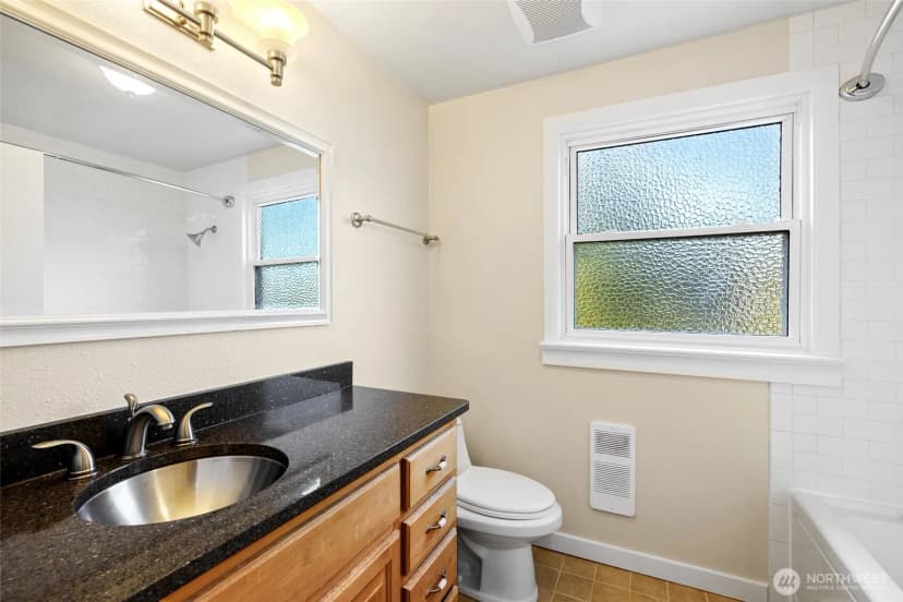 Property photo for 421 N Yakima Avenue #4, Tacoma photo 13