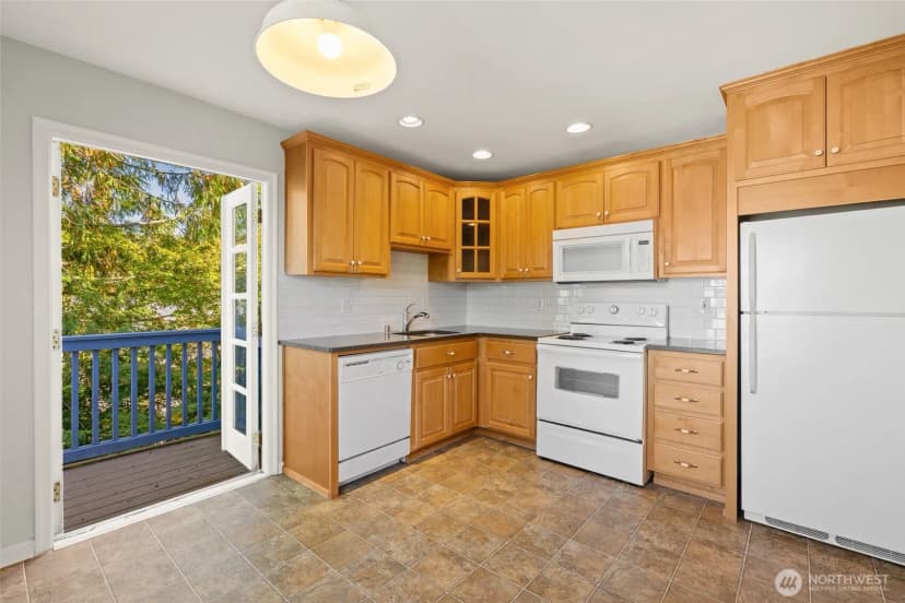 Property photo for 421 N Yakima Avenue #4, Tacoma photo 7