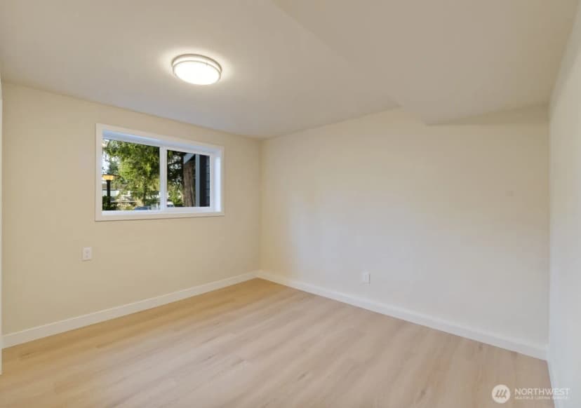 Property photo for 14522 Ne 5th Street, Bellevue photo 14