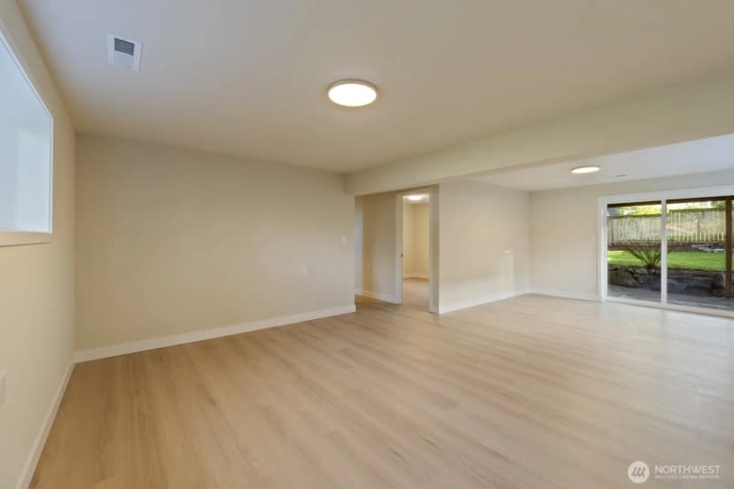 Property photo for 14522 Ne 5th Street, Bellevue photo 20