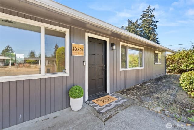 Property photo for 10224 Lila Lane Sw, Lakewood photo 5