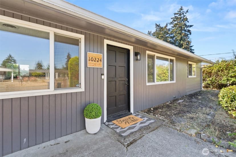 Property photo for 10224 Lila Lane Sw, Lakewood photo 5