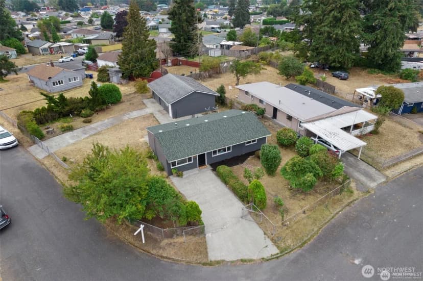 Property photo for 10224 Lila Lane Sw, Lakewood photo 22