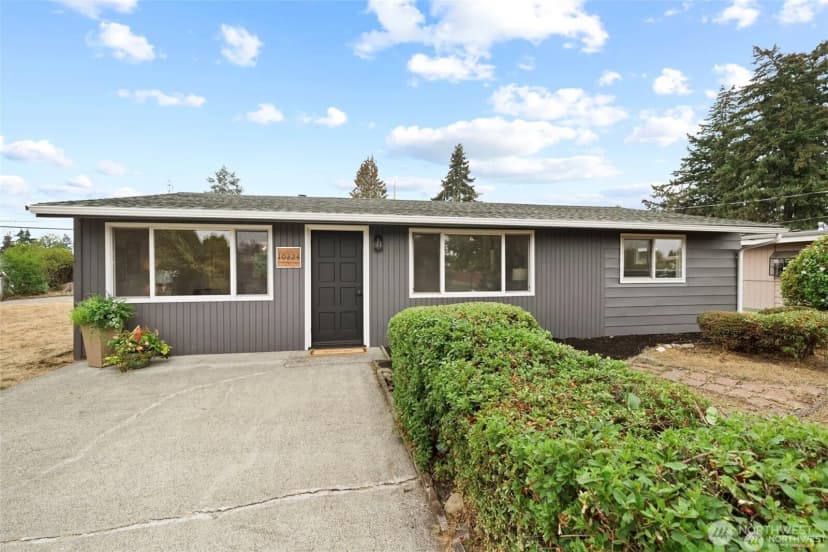 Property photo for 10224 Lila Lane Sw, Lakewood