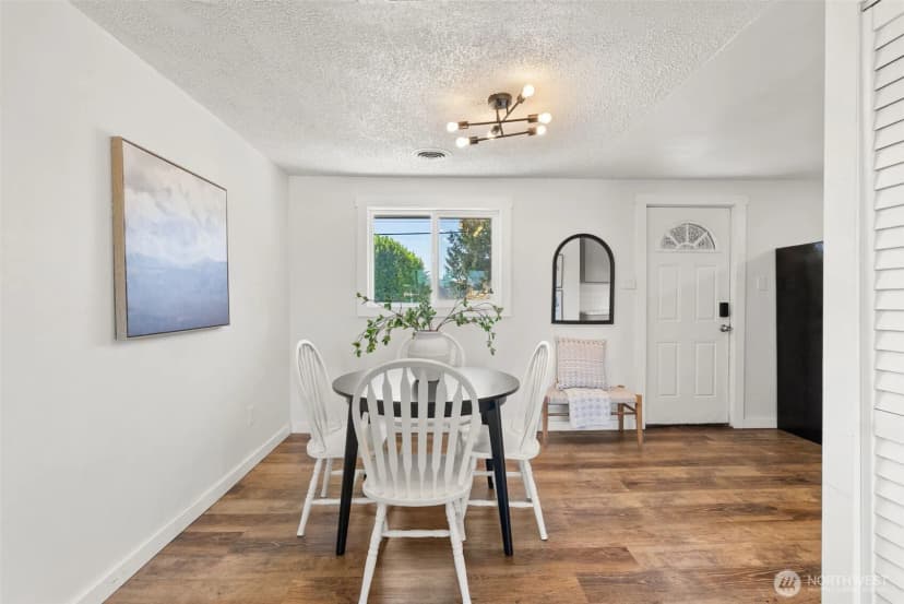 Property photo for 10224 Lila Lane Sw, Lakewood photo 14