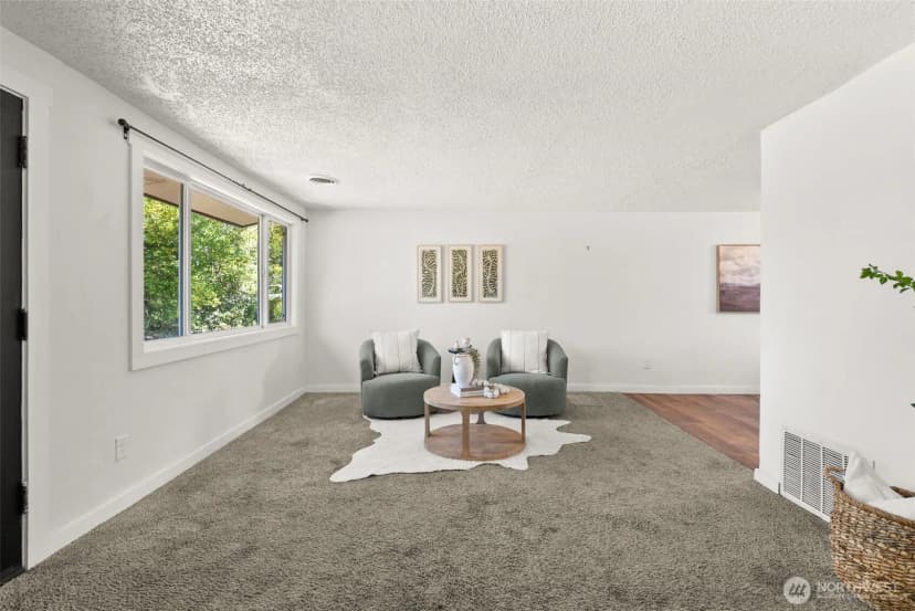 Property photo for 10224 Lila Lane Sw, Lakewood photo 8