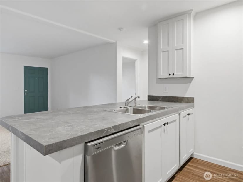 Property photo for 9430 Case Road Sw #20, Olympia photo 17