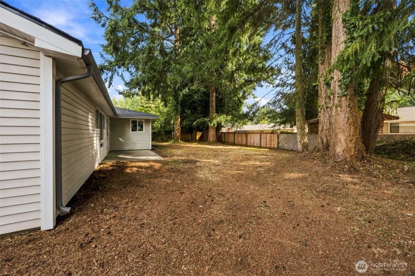Property photo for 5017 19th Avenue Se, Lacey photo 17