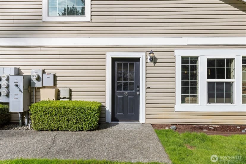 Property photo for 10511 140th Street Ct E #35, Puyallup photo 3