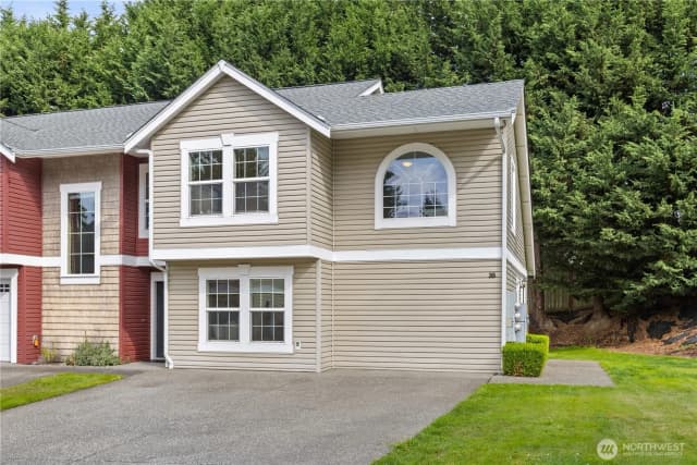 Property photo for 10511 140th Street Ct E #35, Puyallup