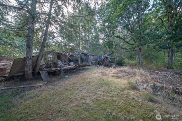 Property photo for 18814 8th Avenue E, Spanaway photo 3
