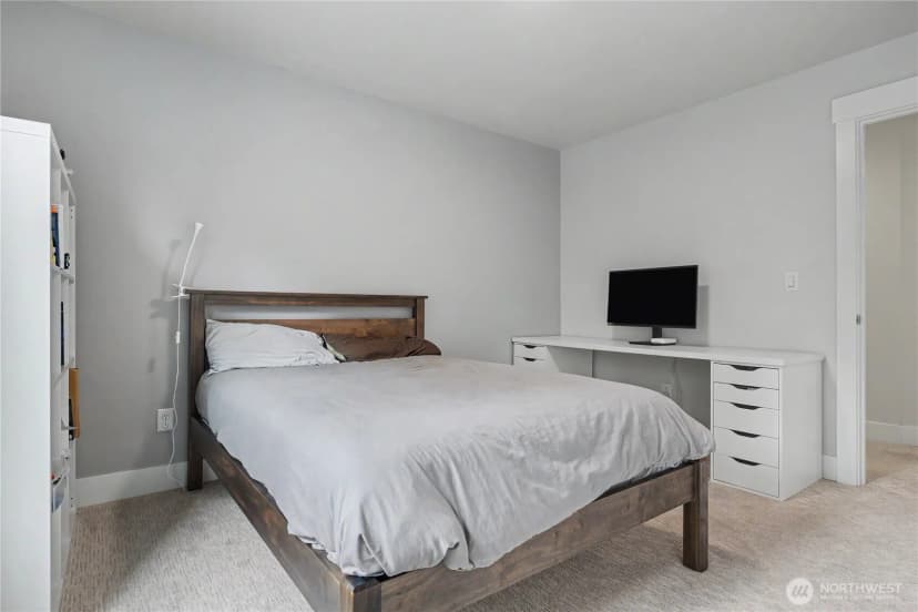 Property photo for 1427 114th Avenue E, Edgewood photo 25