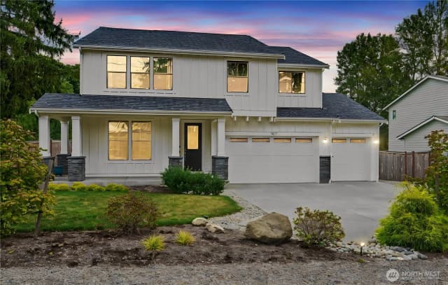 Property photo for 1427 114th Avenue E, Edgewood