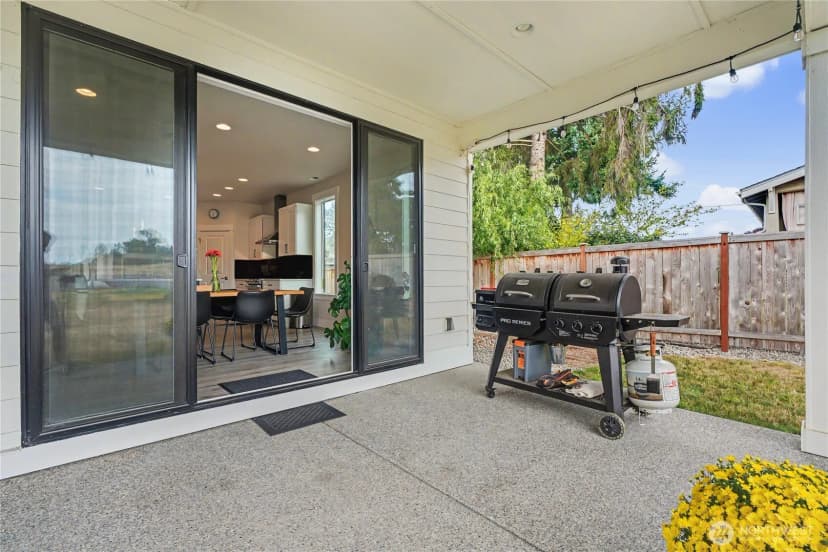 Property photo for 1427 114th Avenue E, Edgewood photo 33