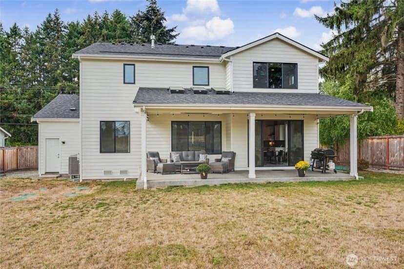 Property photo for 1427 114th Avenue E, Edgewood photo 34