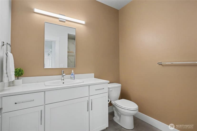 Property photo for 1427 114th Avenue E, Edgewood photo 14