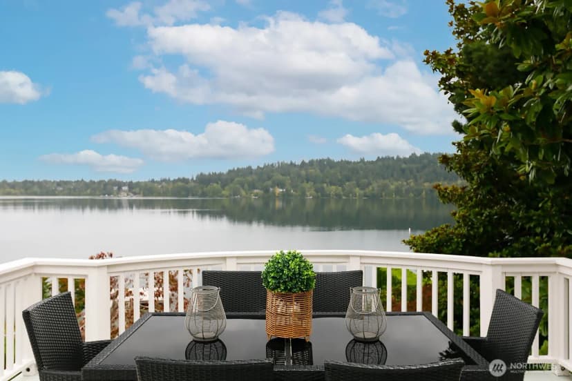 Property photo for 3402 W Lake Sammamish Parkway Ne, Redmond photo 6