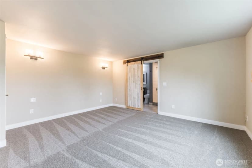 Property photo for 8423 191st Street E, Puyallup photo 13
