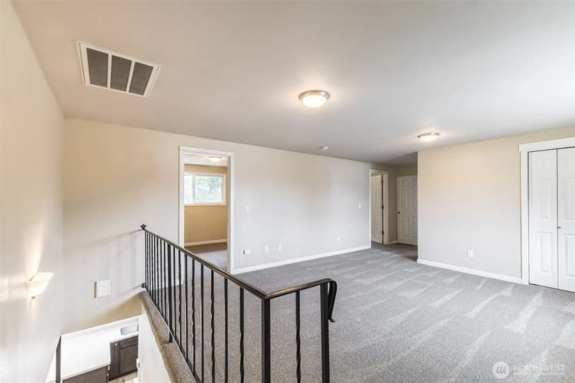 Property photo for 8423 191st Street E, Puyallup photo 17