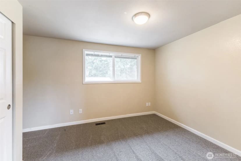 Property photo for 8423 191st Street E, Puyallup photo 20